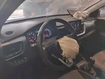 Veículo de Sucata kia stonic (ybcuv) 1.0 tgdi cat do ano 2021 alimentado g3lf