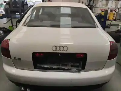 Sloopvoertuig audi a6 (4b) 1.9 tdi 131 cv van het jaar 2002 aangedreven avf