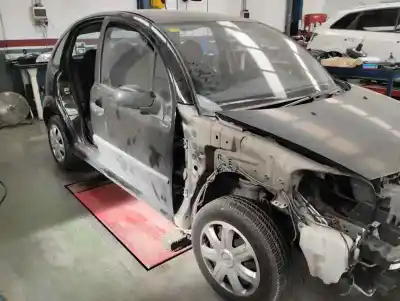 Veículo de Sucata citroen c3 1.4 hdi cool do ano 2005 alimentado 8hz