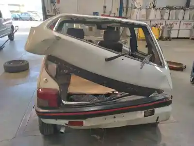 Veículo de Sucata peugeot 205 berlina 205 xt do ano 1990 alimentado k2a