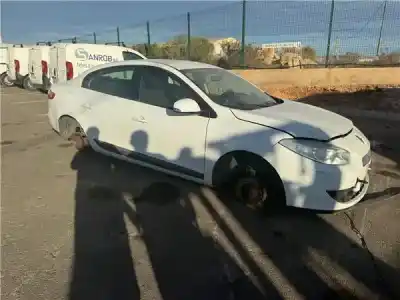 Scrapping Vehicle renault fluence (l3_) 1.5 dci (l30a) of the year 2010 powered k9k 830