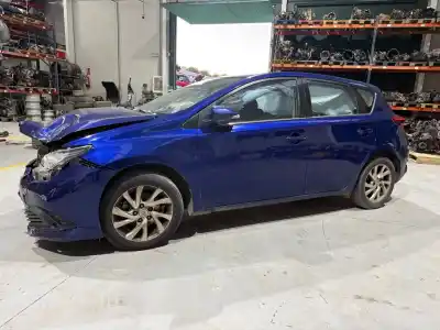 Veículo de Sucata toyota auris (_e18_) 1.6 d4-d (wwe185_) do ano 2016 alimentado n47 c16 a