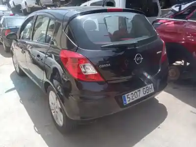 Veicolo di demolizione OPEL CORSA D 1.2 G dell'anno 2008 alimentato A12XER