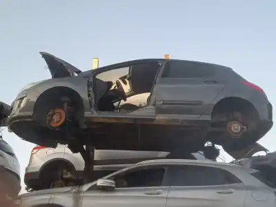 Sloopvoertuig peugeot 308 gt van het jaar 2007 aangedreven 9hx 9h01