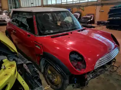 Sloopvoertuig MINI                                               MINI (R50,R53)                                                                                                                                                                                                                                             1.6 16V CAT                                                                                                                                                                                                                                                van het jaar 2003 aangedreven 	W10