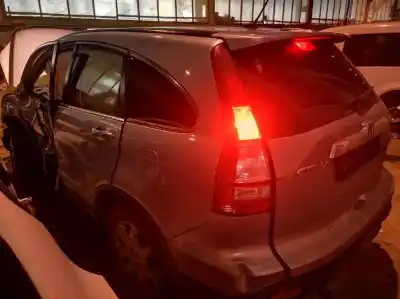 Scrapping Vehicle honda cr-v iii 2.0 i of the year 2008 powered r20a2