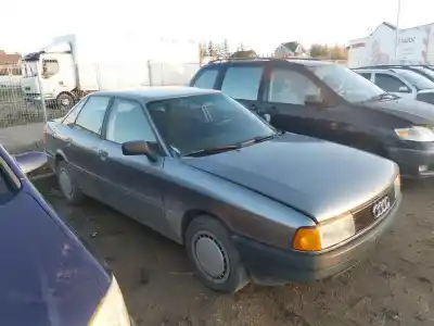 Здавання транспортного засобу AUDI 80 (811/813) 1.8 року 1990 потужний 