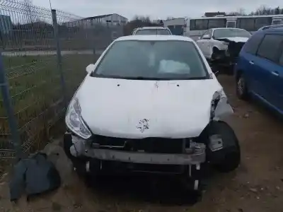 Veículo de Sucata peugeot 208 1.2 12v vti do ano 2013 alimentado hm01