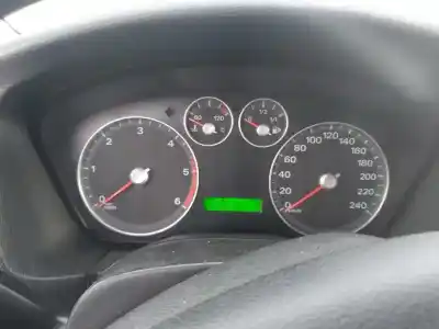 Veículo de Sucata ford focus, 2004.11 - 2008.06 1.8 tdci 85kw 2005.04 - 2008.06 do ano 2006 alimentado 