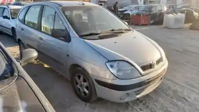 Scrapping Vehicle RENAULT SCENIC, I 1999.09 - 2003.06 FACELIFT 1.6 16V 79KW K4M 1999.09 - 2003.06 of the year 2001 powered k4m700