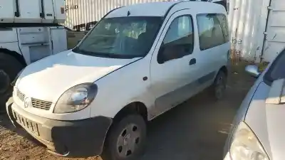 Здавання транспортного засобу renault   року 2005 потужний  Здавання транспортного засобу renault   року 2005 потужний