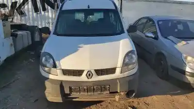 Здавання транспортного засобу renault   року 2005 потужний  Здавання транспортного засобу renault   року 2005 потужний