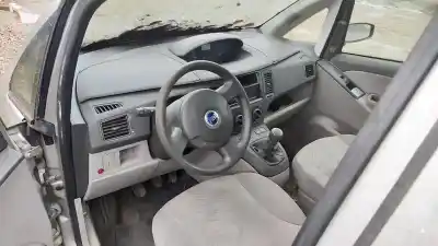 Veículo de Sucata fiat idea (135) 1.3 16v jtd 16v dynamic plus (10.2005->) do ano 2004 alimentado 188a9000