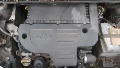 Veículo de Sucata fiat idea (135) 1.3 16v jtd 16v dynamic plus (10.2005->) do ano 2004 alimentado 188a9000