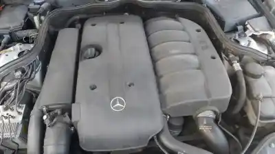 Veículo de Sucata mercedes-benz clase e (w211) e 270 cdi (211.016) do ano 2004 alimentado 647.961