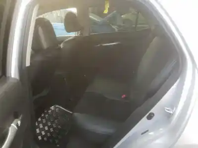 Veicolo di demolizione toyota auris 1.8 16v dell'anno 2011 alimentato 2zrfxe