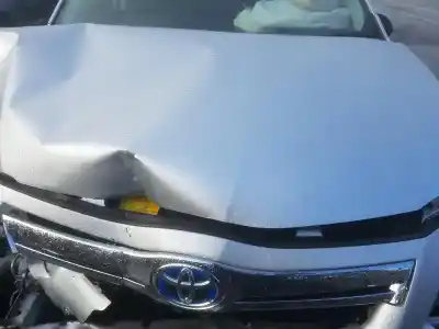 Veicolo di demolizione toyota auris 1.8 16v dell'anno 2011 alimentato 2zrfxe