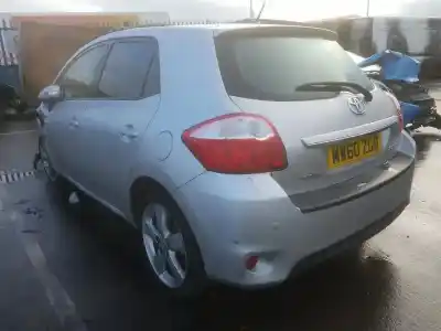 Veicolo di demolizione toyota auris 1.8 16v dell'anno 2011 alimentato 2zrfxe