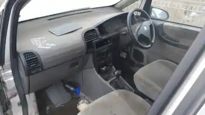 Veículo de Sucata opel zafira a 1.8 16v do ano 2001 alimentado z18xe