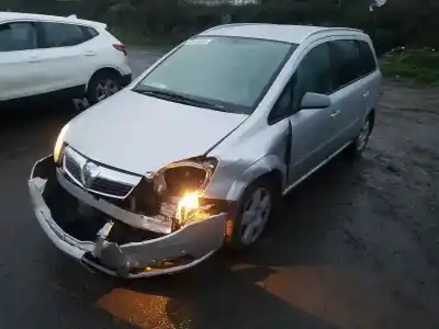 Veículo de Sucata opel zafira b 1.9 cdti do ano 2007 alimentado z19dt