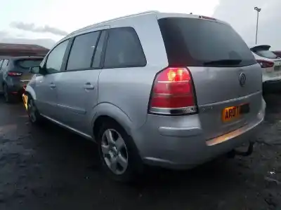 Veículo de Sucata opel zafira b 1.9 cdti do ano 2007 alimentado z19dt