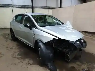 Veículo de Sucata SEAT IBIZA (6J5) 1.4 16V do ano 2011 alimentado Cgg