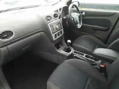 Veículo de Sucata ford focus turnier (cb4) 1.6 16v cat do ano 2005 alimentado 