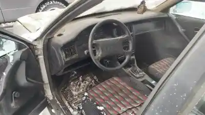 Scrapping Vehicle audi 80 (811/813) 1.8 of the year 1990 powered 