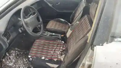 Scrapping Vehicle audi 80 (811/813) 1.8 of the year 1990 powered 