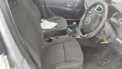 Veículo de Sucata renault   do ano 2010 alimentado d4f786