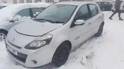 Veículo de Sucata renault   do ano 2010 alimentado d4f786