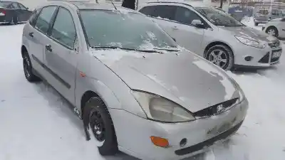 Veículo de Sucata FORD FOCUS TURNIER (CB4) 1.6 16V CAT do ano 1999 alimentado 