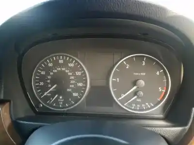 Véhicule à la ferraille bmw 3-series, e90 / e91 / e93 2005.02 - 2009.01 320 d 120kw 2005.01 - 2011.12 de l'année 2006 alimenté m47n2