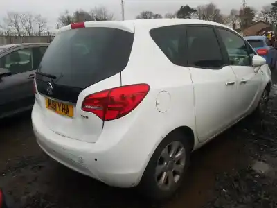 Veicolo di demolizione opel meriva b 1.7 16v cdti dell'anno 2011 alimentato 