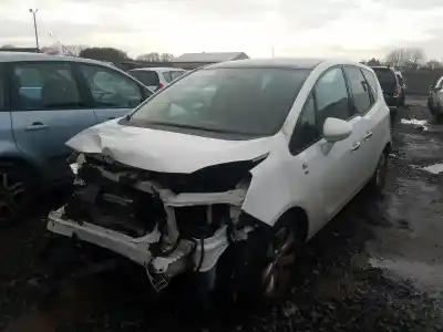 Veicolo di demolizione opel meriva b 1.7 16v cdti dell'anno 2011 alimentato 