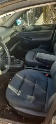Здавання транспортного засобу audi a4 avant (b5) 1.9 tdi року 1996 потужний 