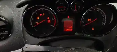 Veicolo di demolizione opel meriva b 1.7 16v cdti dell'anno 2011 alimentato a17dtc