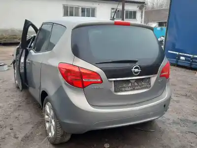 Veicolo di demolizione opel meriva b 1.7 16v cdti dell'anno 2011 alimentato a17dtc