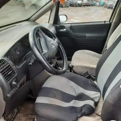 Vehicul casat opel zafira a 2.0 dti al anului 2000 alimentat y20dth