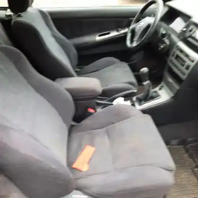 Sloopvoertuig toyota corolla (_e12_) 1.4 vvt-i (zze120_) van het jaar 2002 aangedreven 4zzfe