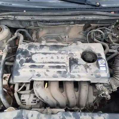 Sloopvoertuig toyota corolla (_e12_) 1.4 vvt-i (zze120_) van het jaar 2002 aangedreven 4zzfe