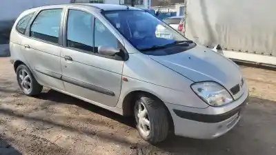 Scrapping Vehicle RENAULT SCENIC, I 1999.09 - 2003.06 FACELIFT 1.6 16V 79KW K4M 1999.09 - 2003.06 of the year 2000 powered k4m701