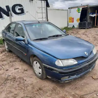Véhicule à la ferraille RENAULT                                            LAGUNA (B56)                                                                                                                                                                                                                                               2.2 Diesel                                                                                                                                                                                                                                                 de l'année 1995 alimenté 