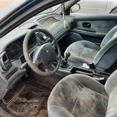 Scrapping Vehicle renault laguna (b56) 2.2 diesel of the year 1995 powered 