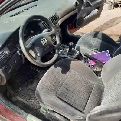 Scrapping Vehicle volkswagen passat variant (3b5) 1.9 tdi of the year 1997 powered afn