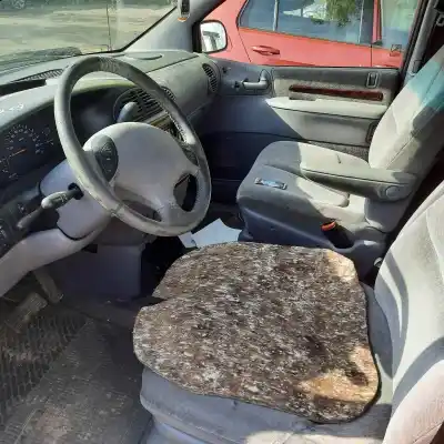 Veicolo di demolizione chrysler voyager (gs) 3.3 cat dell'anno 1999 alimentato ega