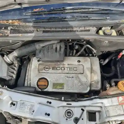 Veicolo di demolizione opel meriva 1.6 16v dell'anno 2004 alimentato z16xe