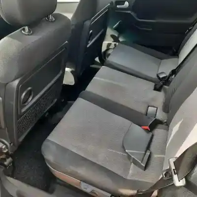 Veicolo di demolizione opel meriva 1.6 16v dell'anno 2004 alimentato z16xe