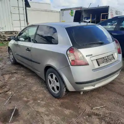 Veicolo di demolizione fiat stilo (192) 1.9 jtd / 1.9 jtd 115 active dell'anno 2002 alimentato 192a1000