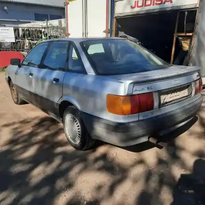 Scrapping Vehicle audi 80 (811/813) 1.8 of the year 1990 powered 